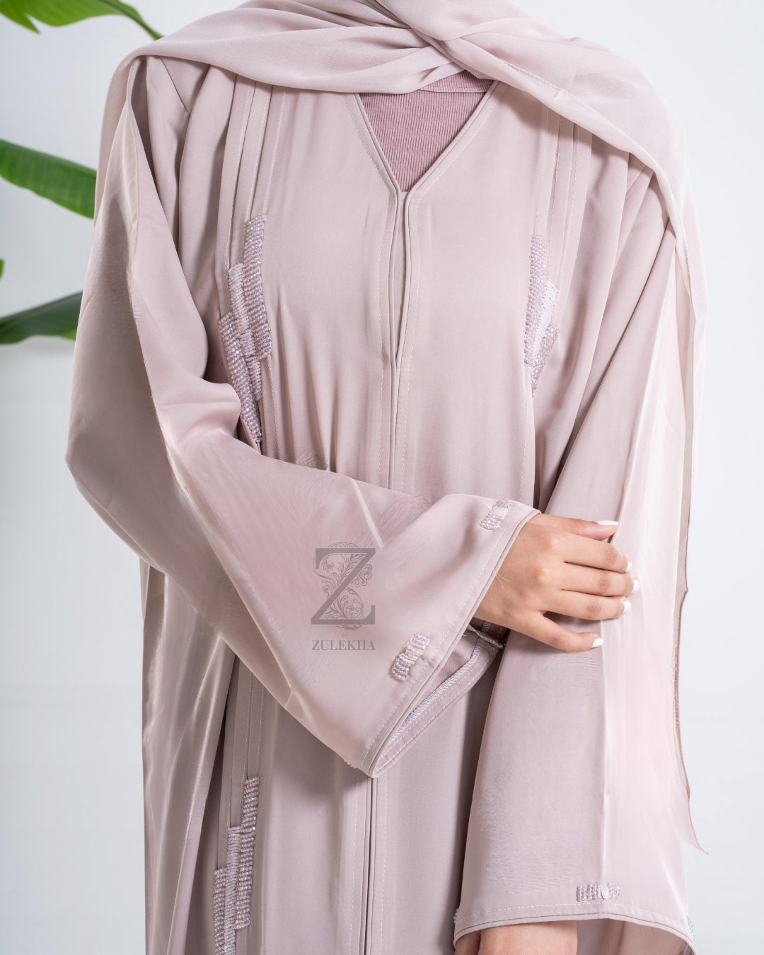 Blush Linear Abaya